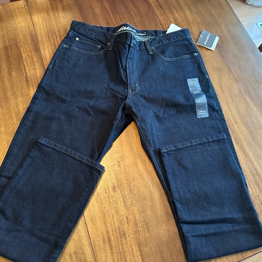 Eddie Bauer men's dark wash straight leg jeans. New with tags. Size 36x32